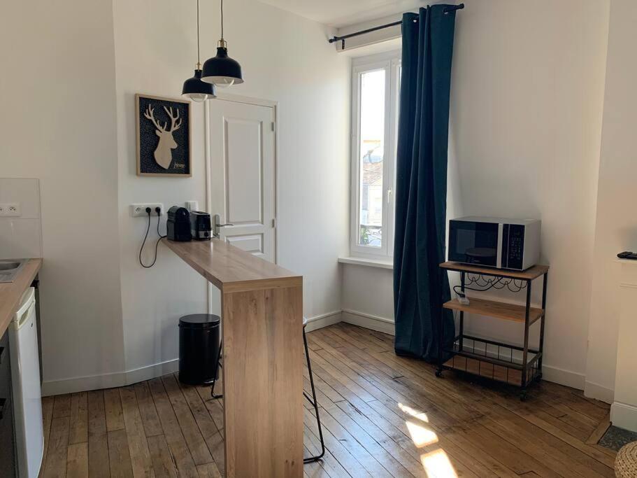 Studio Cosy A 12 Min A Pieds De La Gare Limoges Eksteriør billede